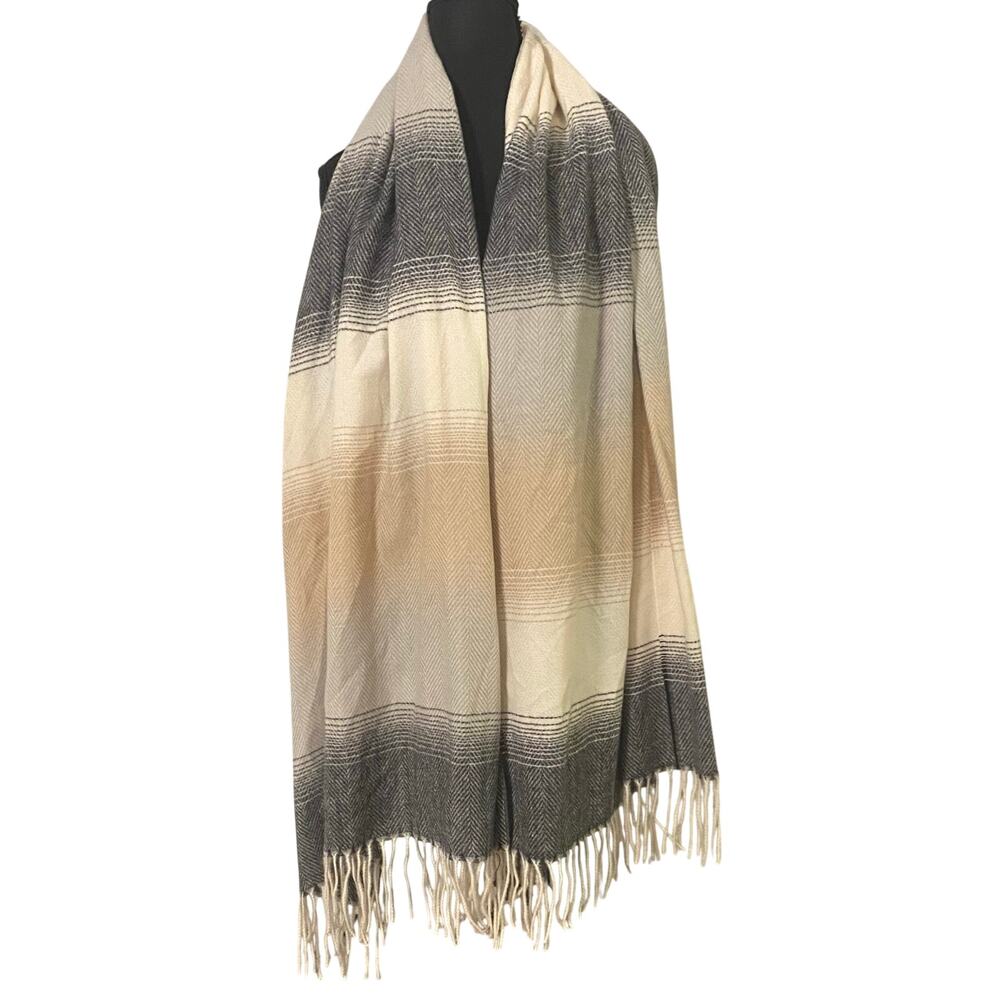 NWT Nine West Neutral Plaid Herringbone Blanket Scarf Fringe Wrap Shawl Cozy